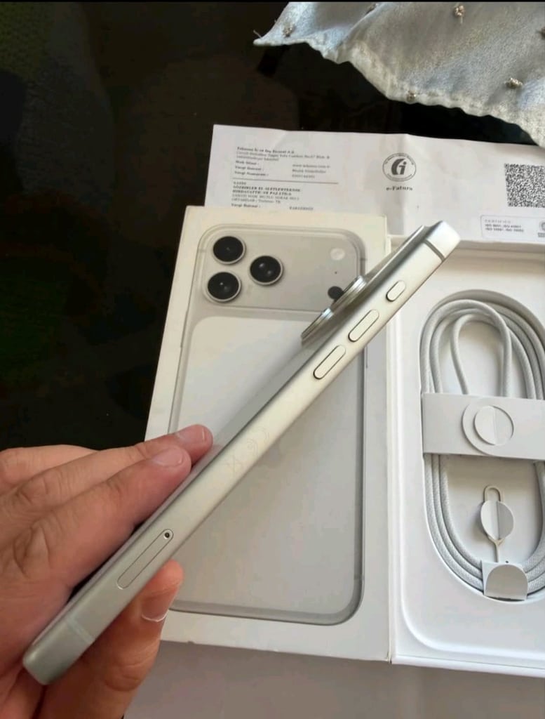 3 Aylık 17 Pro Max TR Garantili 256GB KVK PİL 100 Hatasız Kutu Fatural - 5