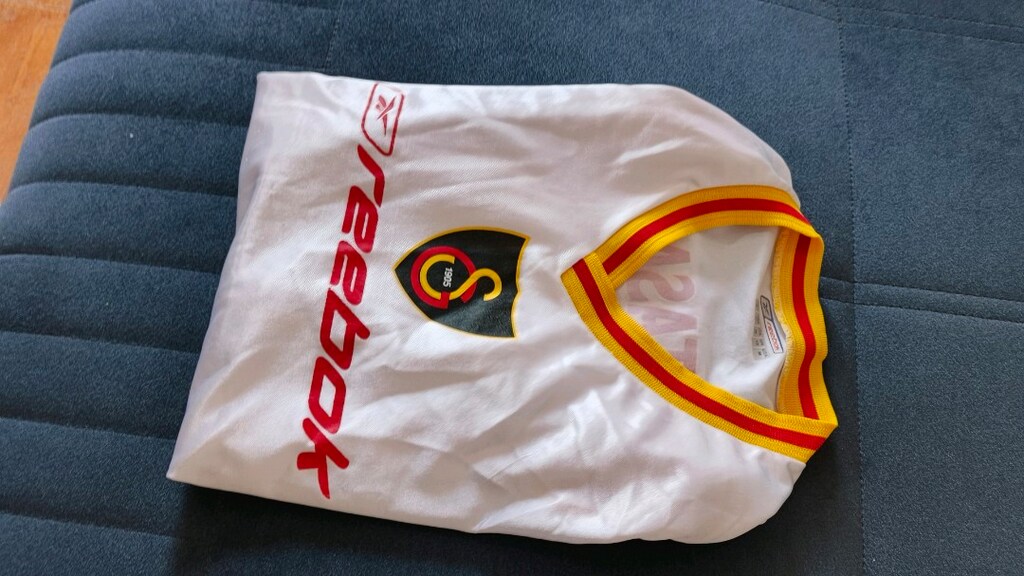 Reebok Galatasaray forma..İp kusurları var Kadın erkek giyer.. - 8