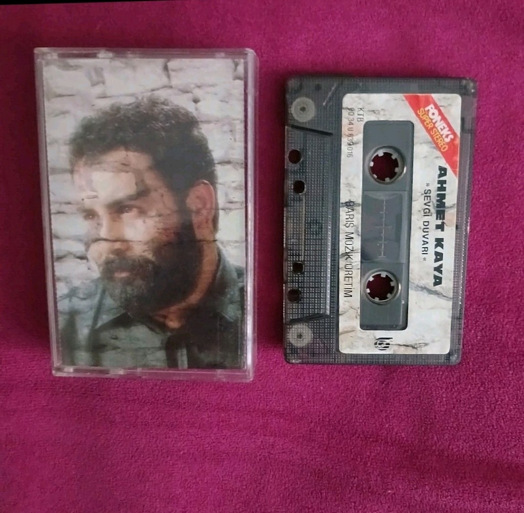 AHMET KAYA "SEVGİ DUVARI" - 2
