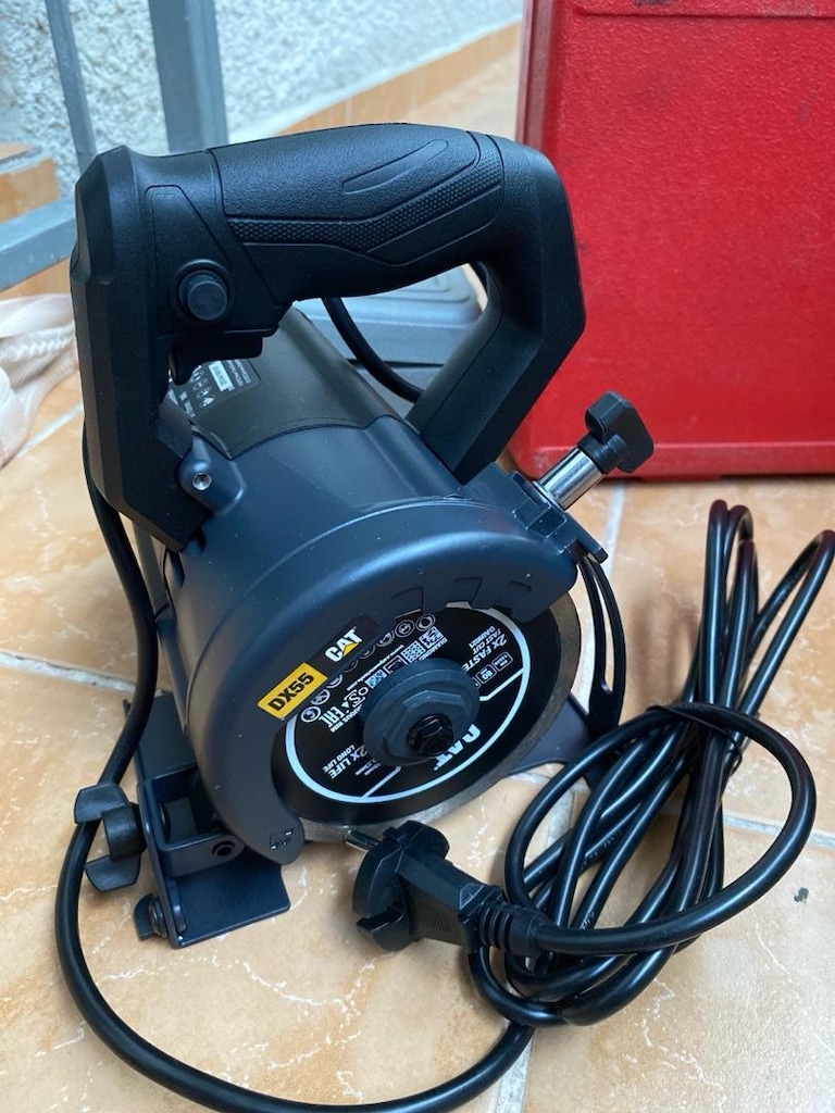 CAT DX55 1400Watt Profesyonel Sulu/Kuru Seramik Kesme 110 mm Ultra Haf - 4