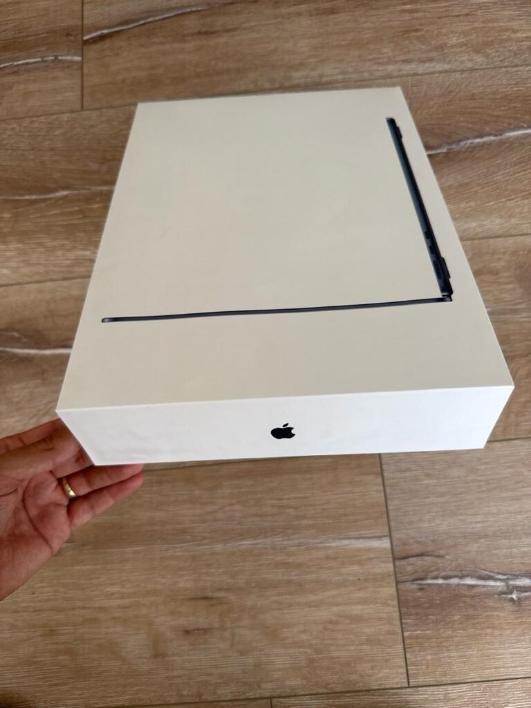 Macbook Air M2 Kutusu - 3