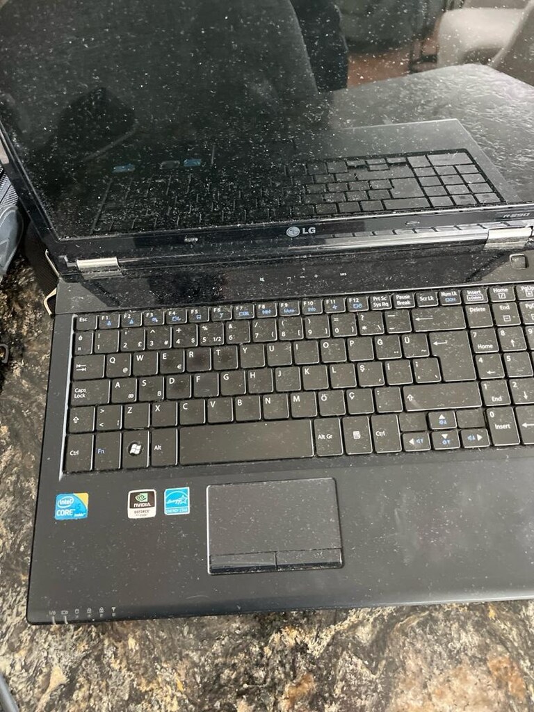 iki adet laptop - 2