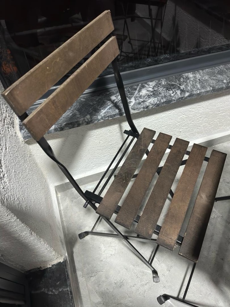 ikea marka 2li ahşap kaplı metal sandalyr takımı - 4
