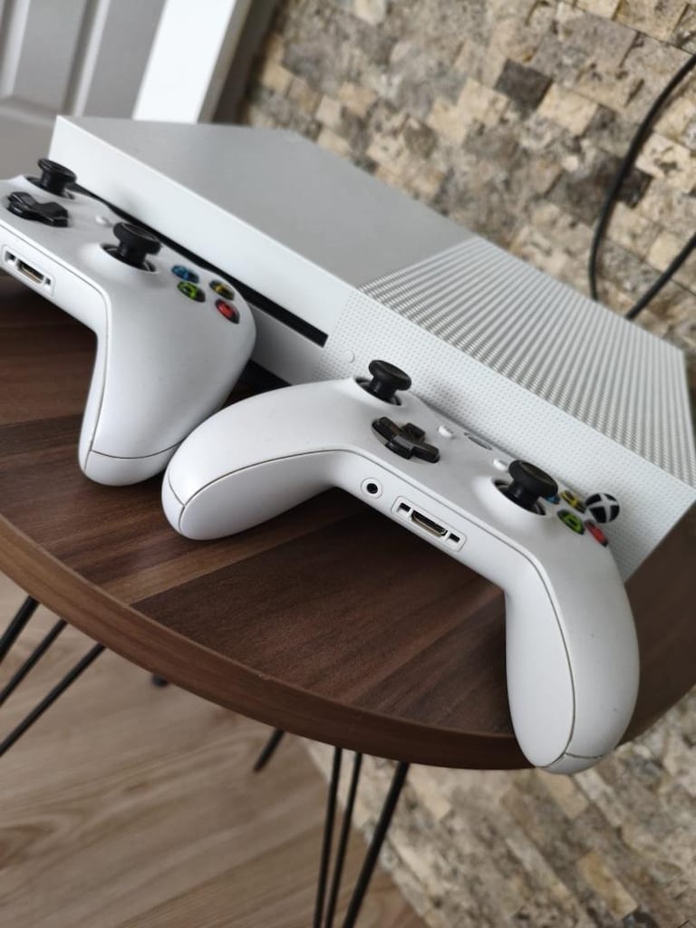 XBox One 500 gb Temiz - 5