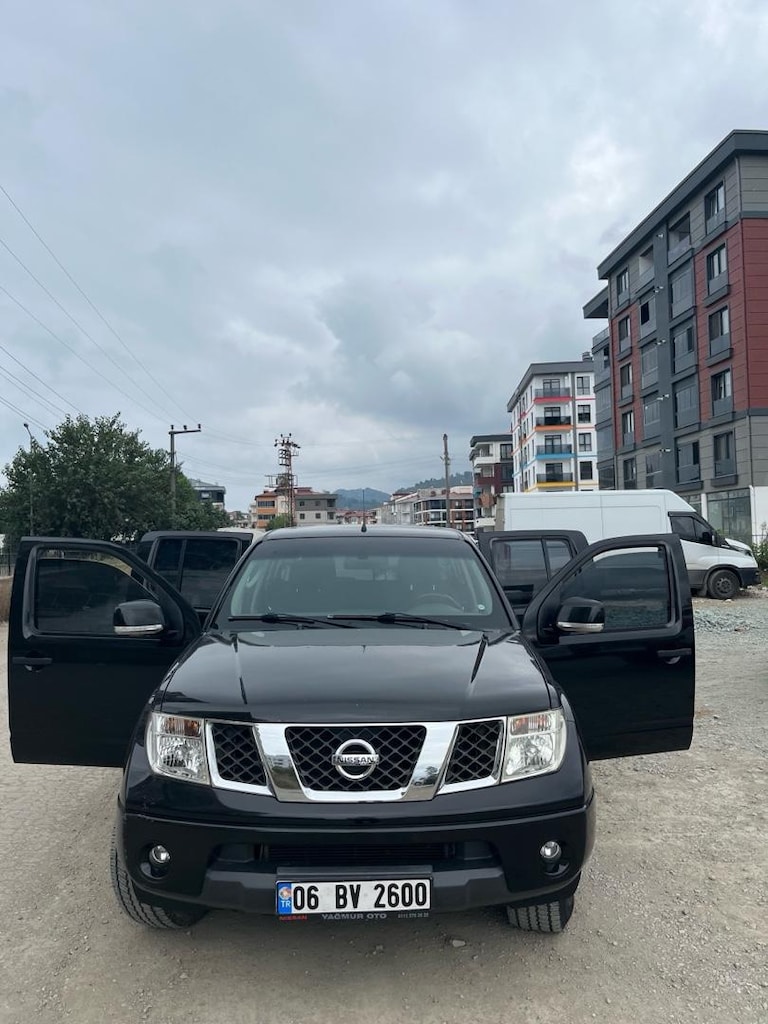 Nissan NAVARA