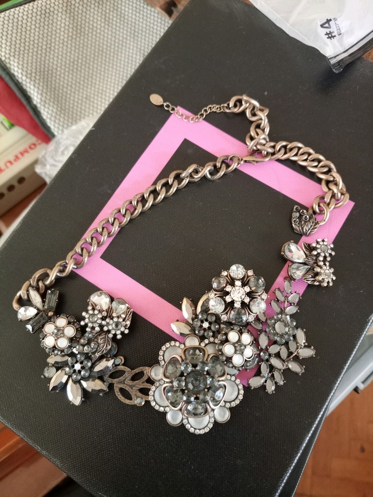 Zara Taşlı Statement Kolye