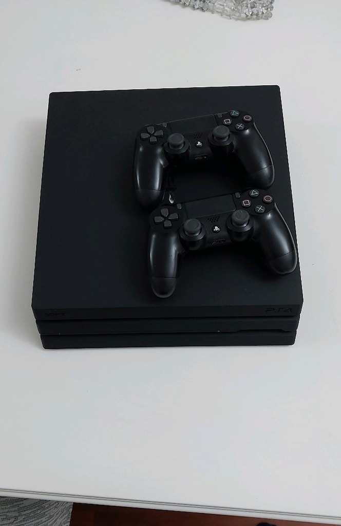 Acil satilik playstation 4 pro - 4