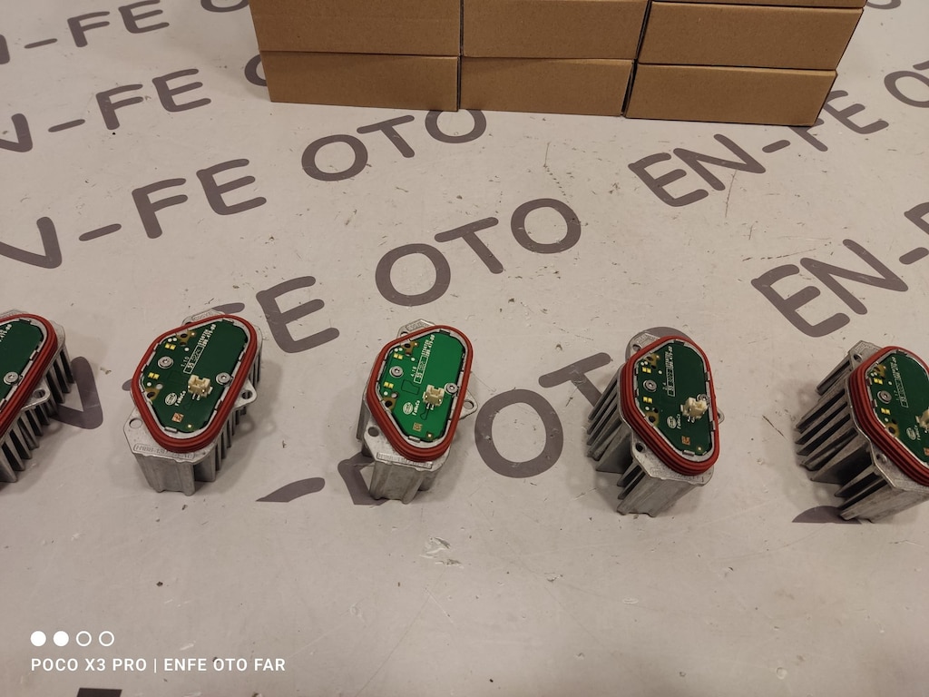 FORD TRANSİT LED FAR BEYNİ H1BB 13D278 AC - 4