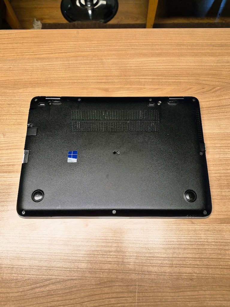 Laptop HP i5 İşlemci 256GB SSD 8GB DDR4 Ram Aydınlatmalı Klavye - 8