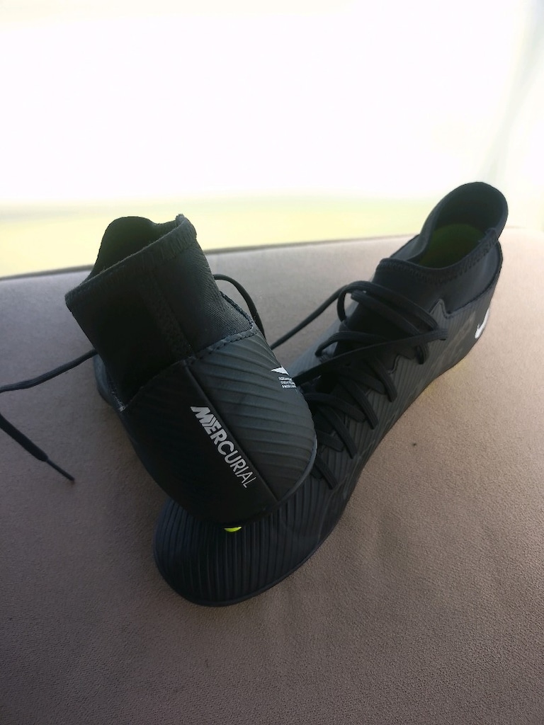 Nike ayakkabı krampon 43 numara kalip kucuktur - 16