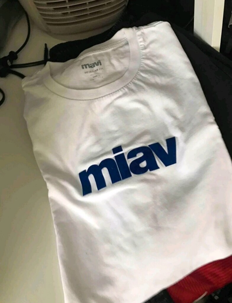 Mavi T-shirt L beden - 2