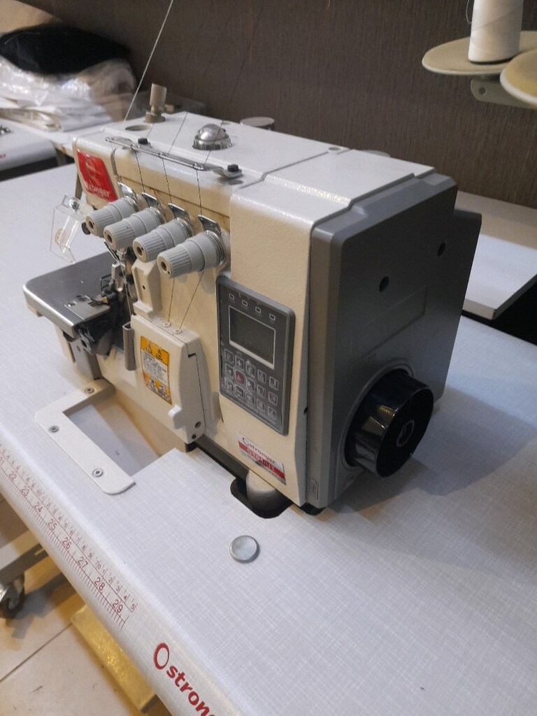 4iplik Direct Drive Full Otomatik Overlok makinesi - 6