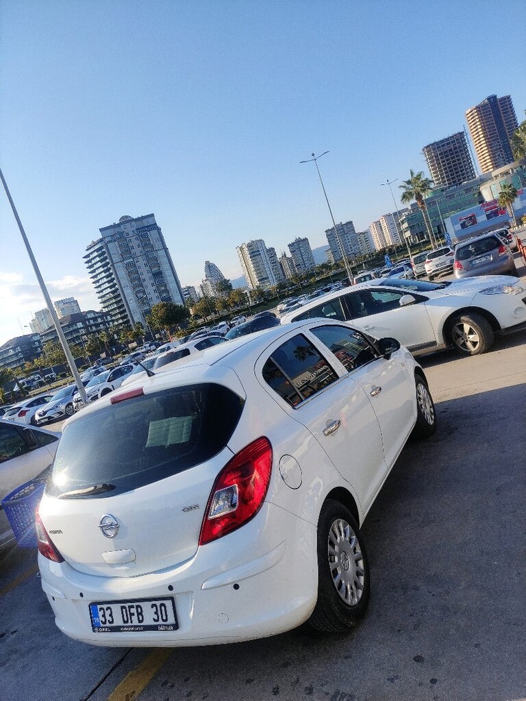 sahibinden 2013 Opel Corsa 1.3 dizel lastikleri muane yeni mersin - 8