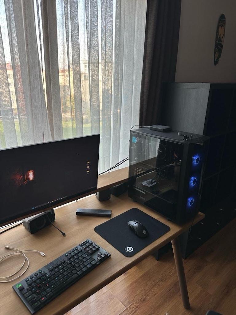 RYZEN 5 3500x-ASUS B450M-K Corsair ddr4 16gb ram ADATA 480 sata ssd - 9
