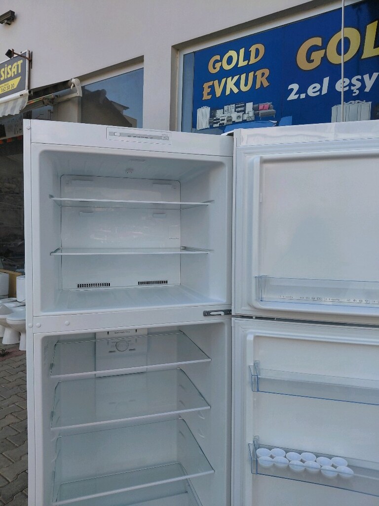 Bosch no frost buzdolabı az kullanılmış sıfır ayarında tertemiz - 5