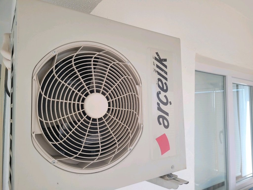 Çok Temiz Arçelik 90028 Klima - 9000 BTU (Orijinal Kumandalı) - 3