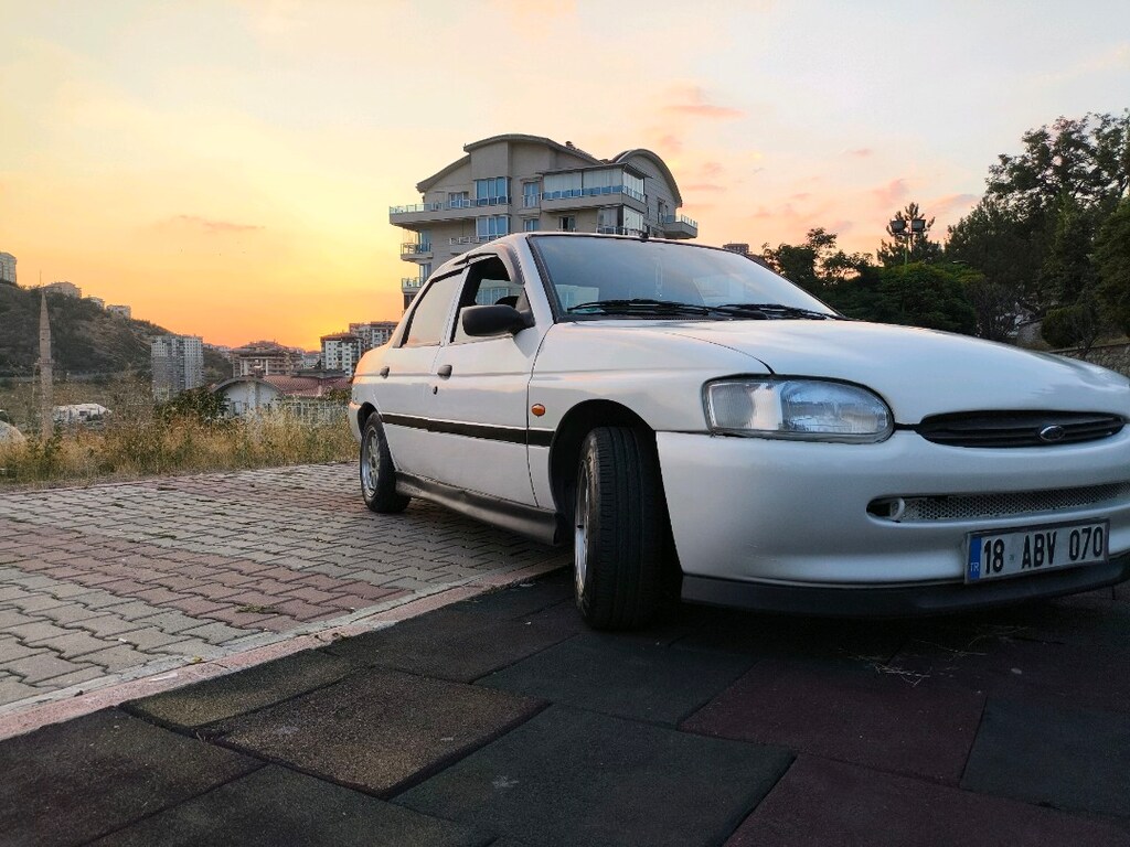 1998 FORD ESCORT CLX 1.6 16 VALF - 3