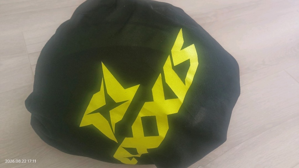 Axxis Motosiklet kaskı ve eldiven - 2