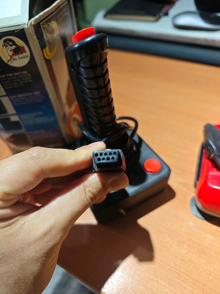 Atari 2600 Joystick - 7