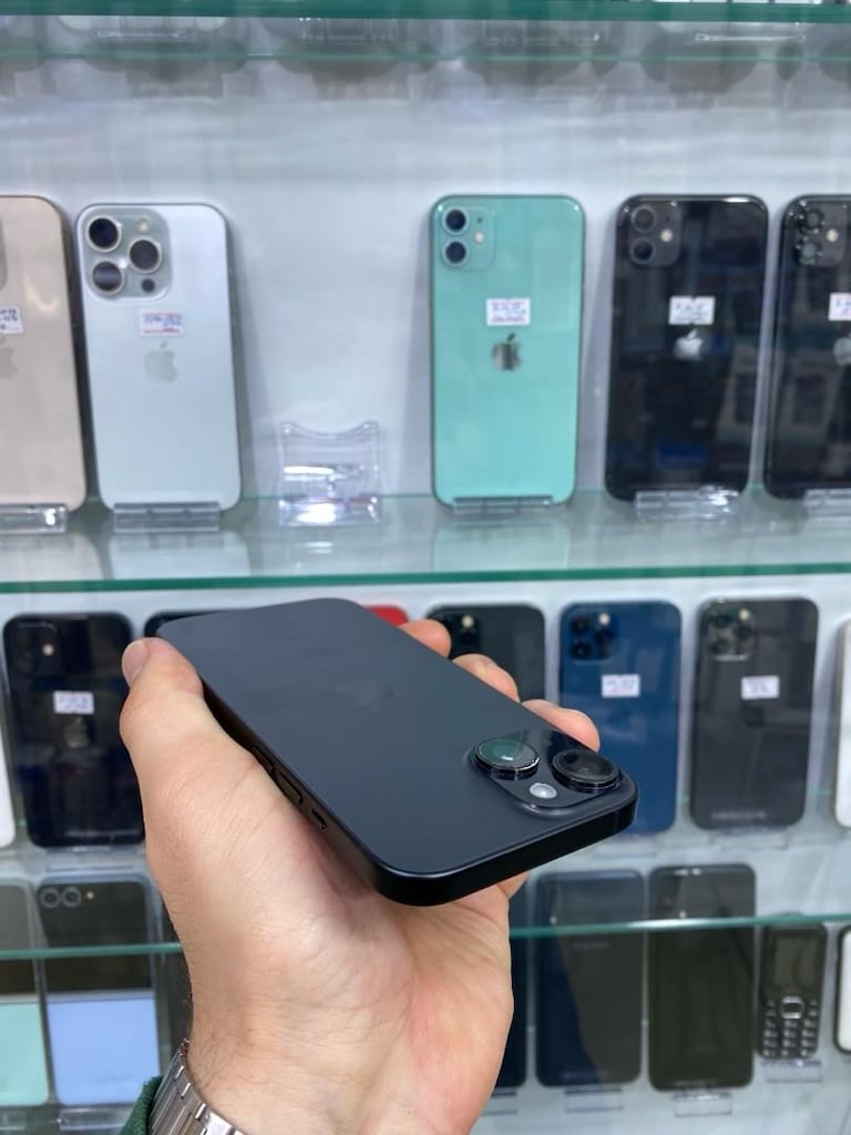 MAĞAZADAN İPHONE 15 128GB YD SÜRE YOL - 3