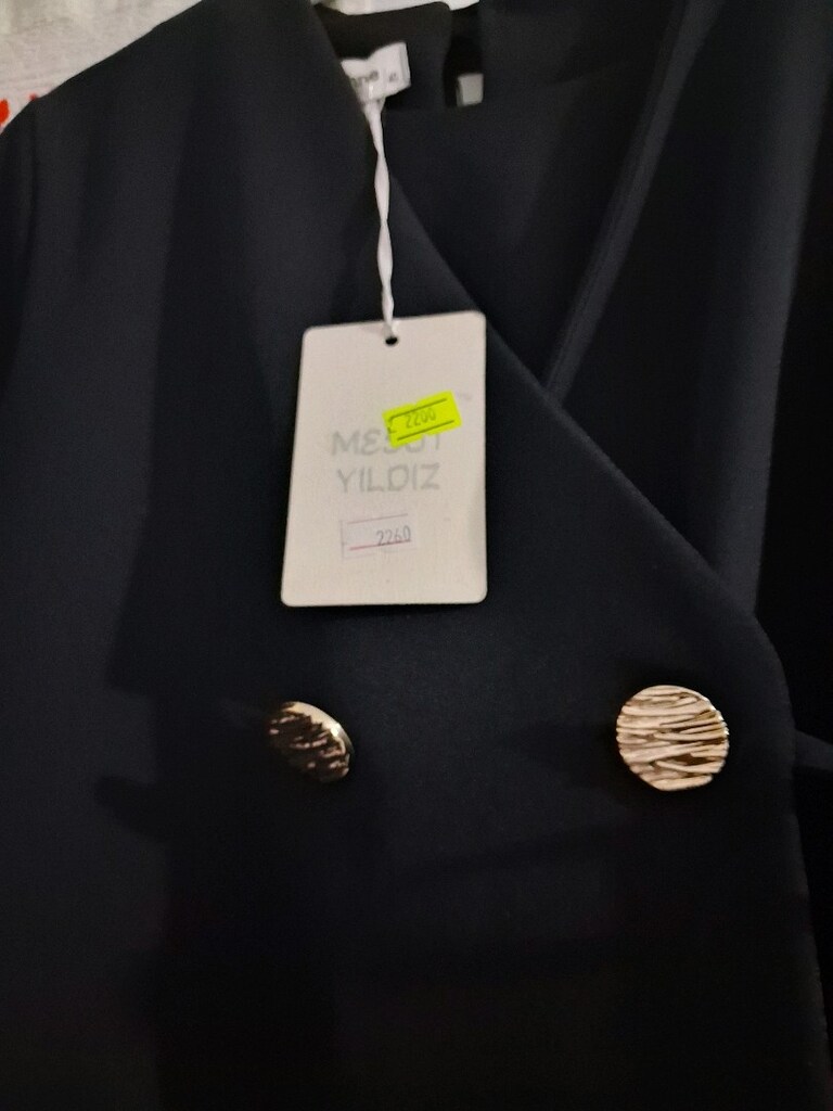 sıyah ceketli takım etıketlı - 3