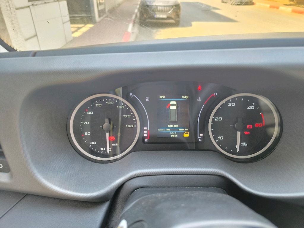 Iveco daly - 15