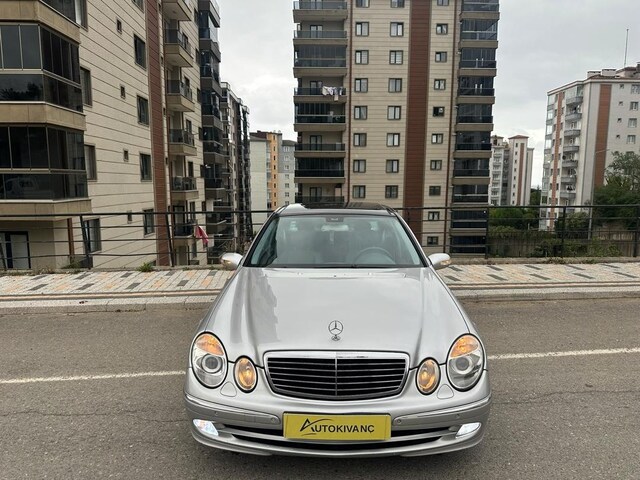 Mercedes E220