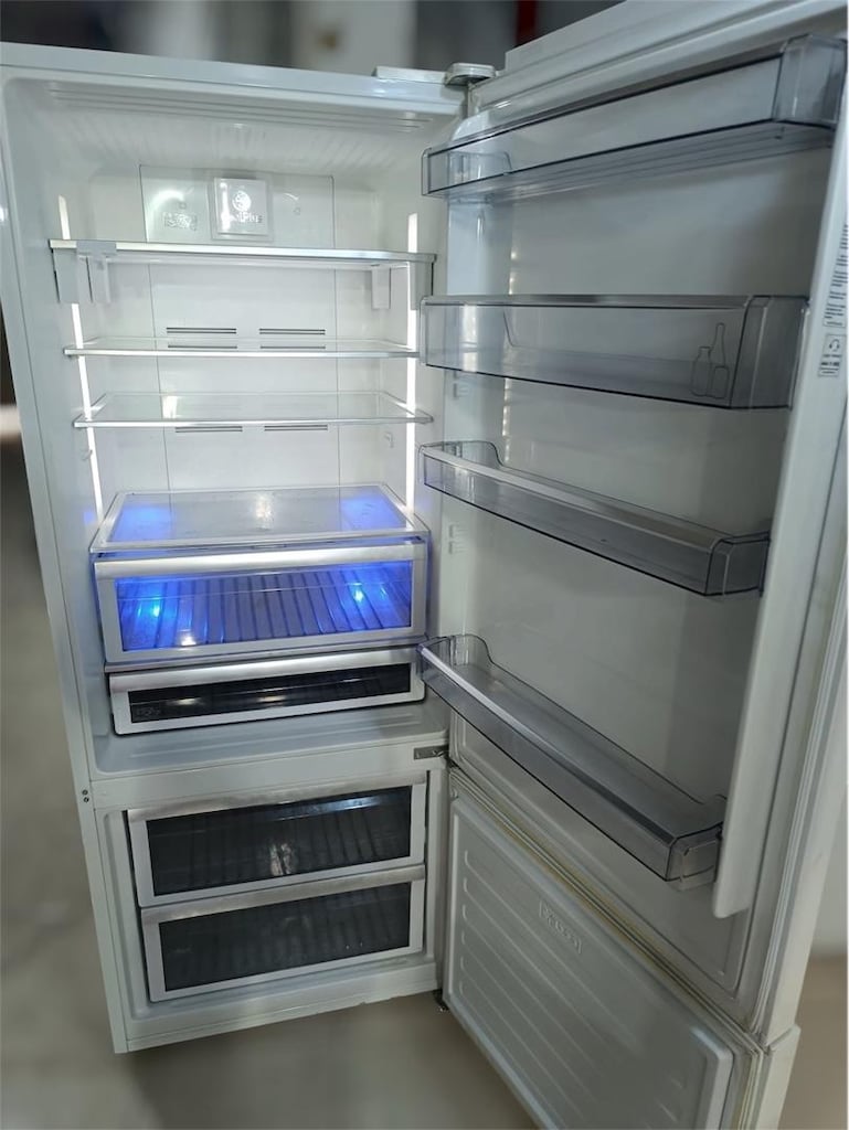 ARÇELİK 600 LİTRE COOL PLUS – ALTTAN DONDURUCULU – MAVİ IŞIK - 4
