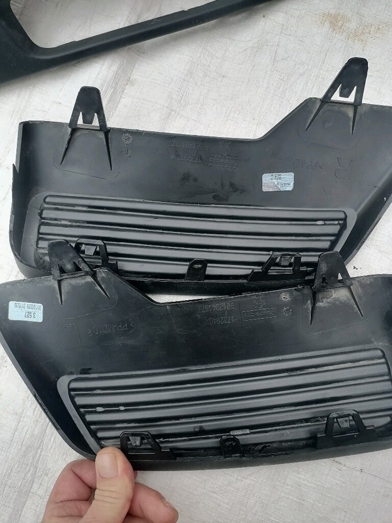 Peugeot 3008 Tampon Bakalitleri - 5