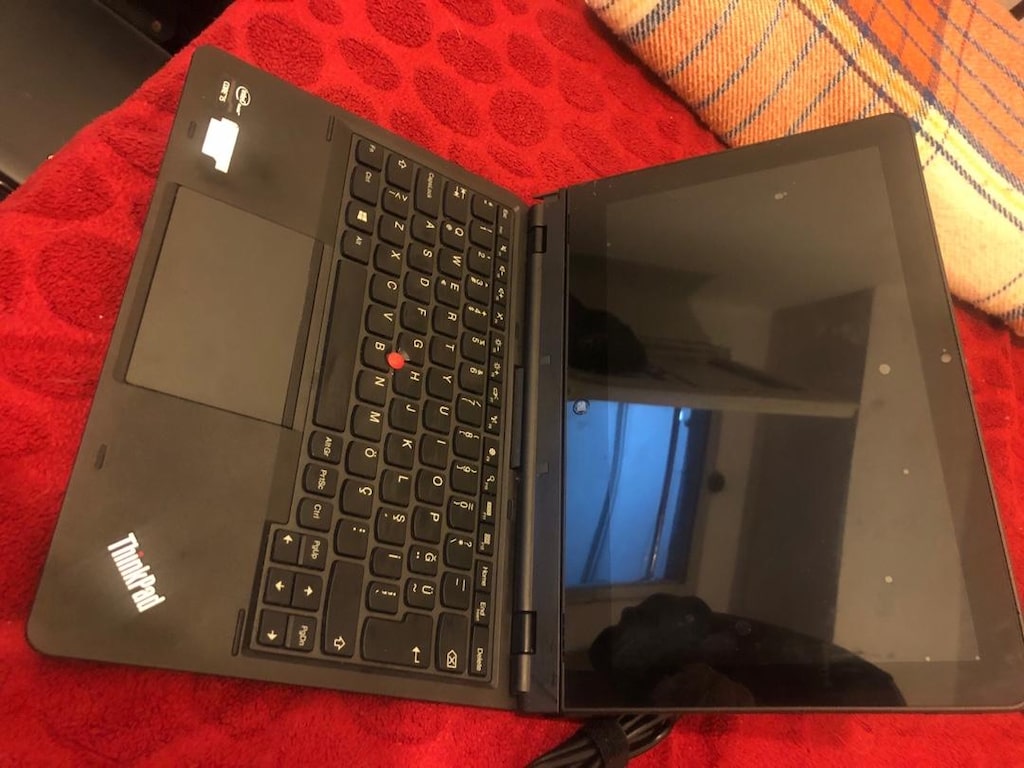 Lenovo Laptop (dokunmatik özellikli) - 6
