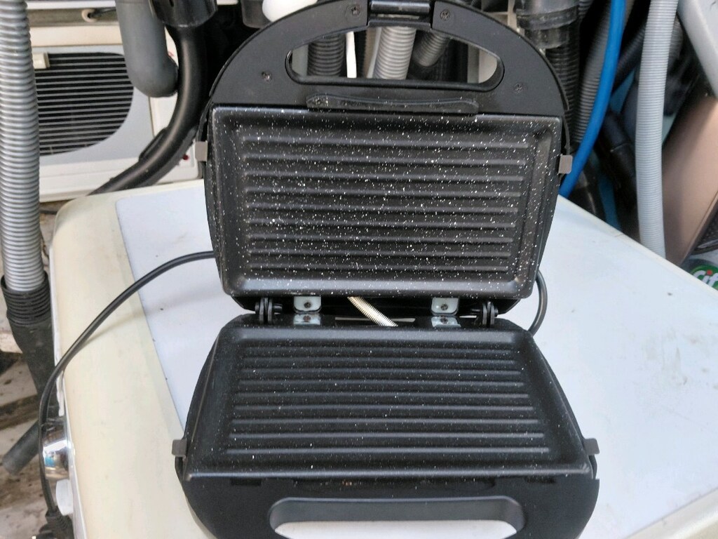 sinbo marka elekilikli tost makinesi - 4