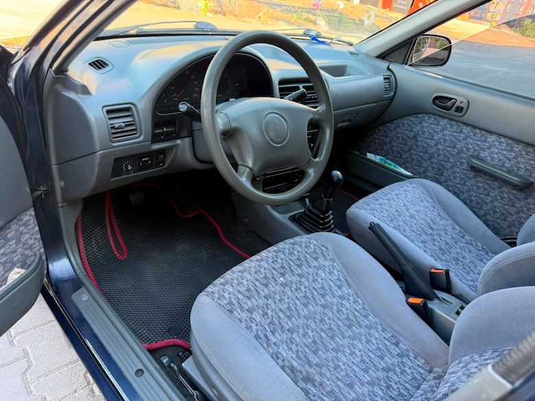 Suzuki Swift - 15
