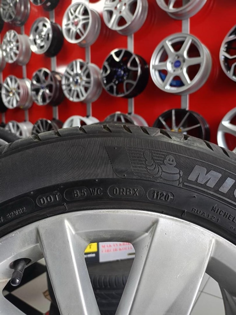 Passat Jetta Orjinal çelik jant 16inç MİCHELİN 205/55/16 yaz lastiği - 17