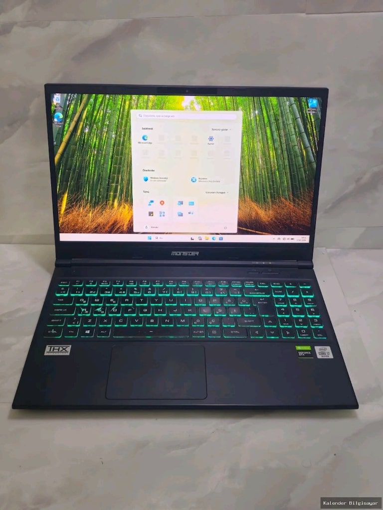 MONSTER GAMİNG LAPTOP. SİFİR AYARİNDA. .İ5 _24 RAM_4GB EK,_120hz,_ssd - 2