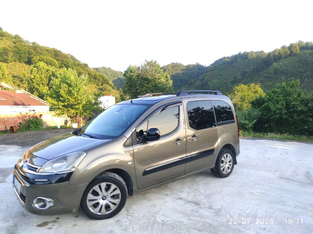 Citroen Berlingo 2013 Selection Cam Tavanlı 115 - 3