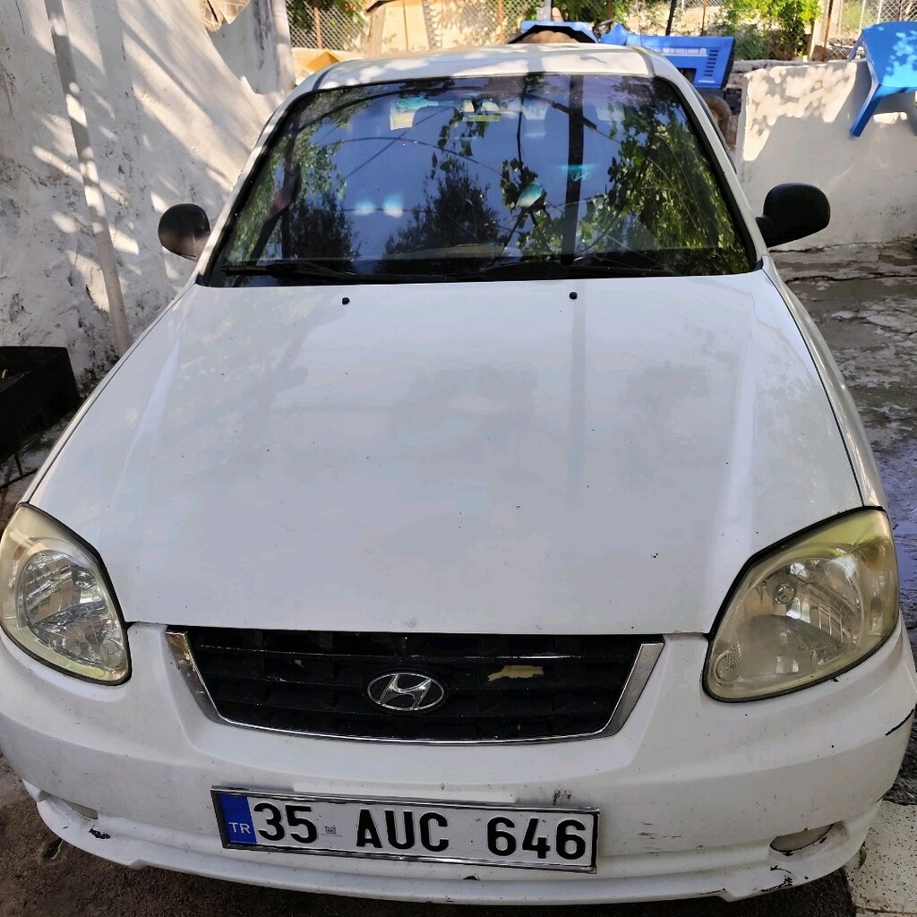 Hyundai Accent Admire - 2