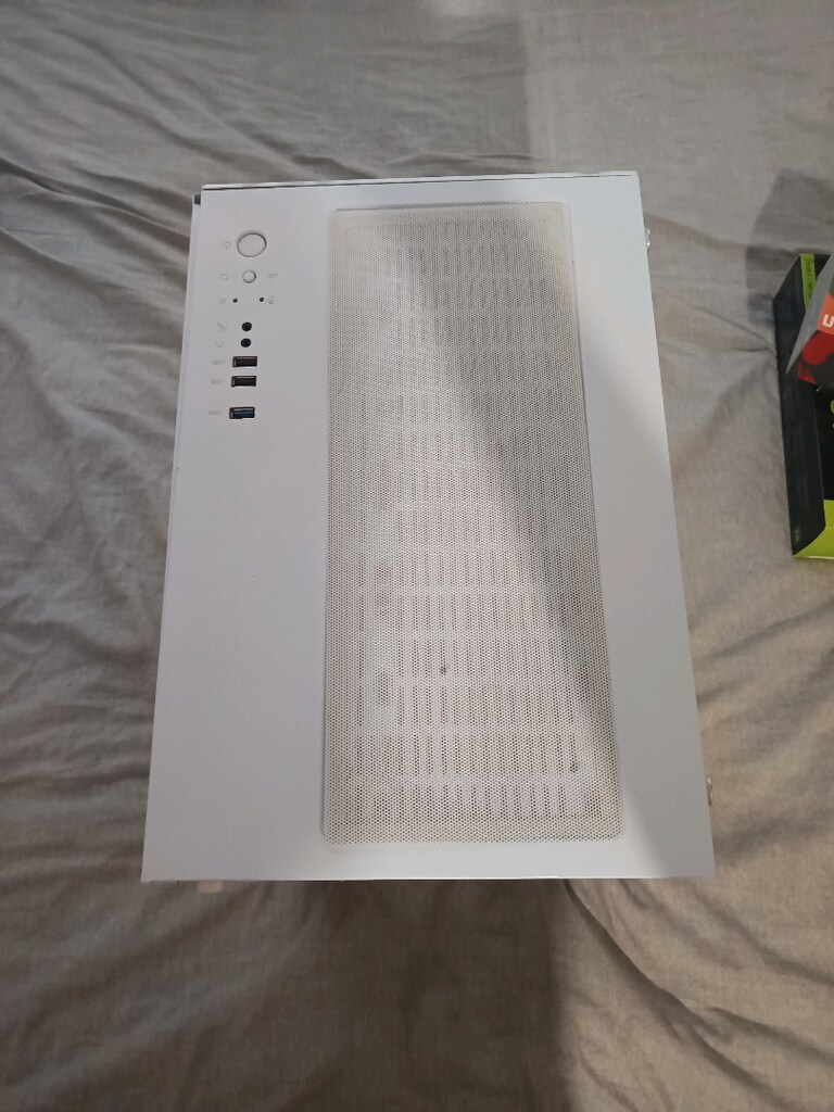 RTX 4070 EKRAN KARTI RYZEN 5 5600 İSLEMCİLİ AZ KULLANİLMİS SİSTEM - 5