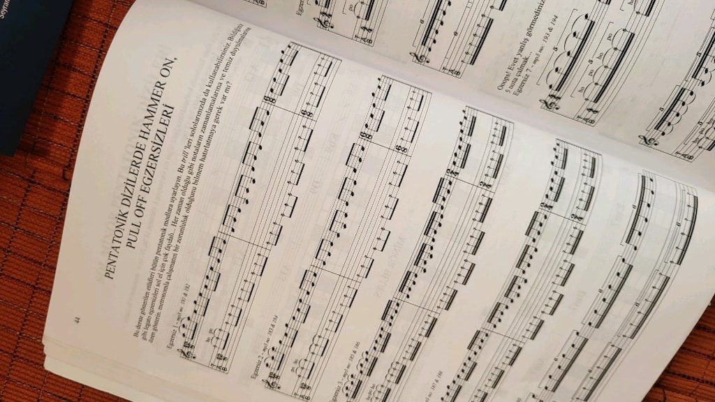 Gitar Kitapları ve Müzik Teorisi Kitabı - 3