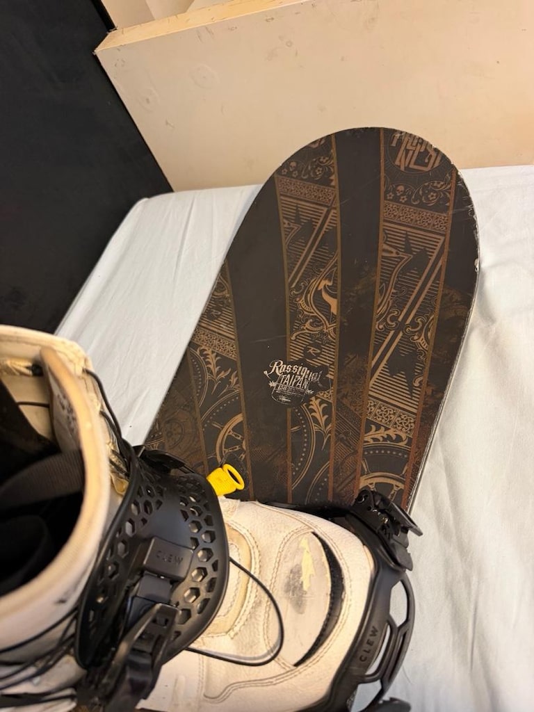 Rossignol Snowboard 155 cm + Clew Bağlama + Burton Bot 43.5 |KompleSet - 9