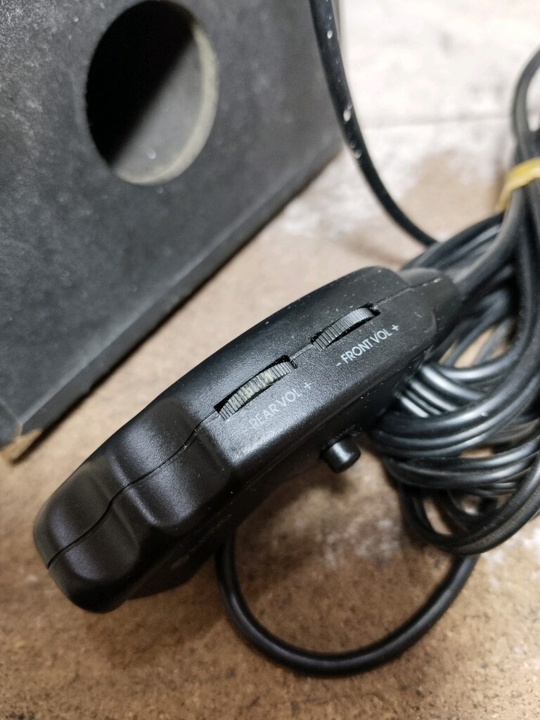 KINYO 4+1 SES SİSTEMİ ( CİHAZ 10 VOLT ADAPTÖRLE ÇALIŞMAKTADIR ) - 7