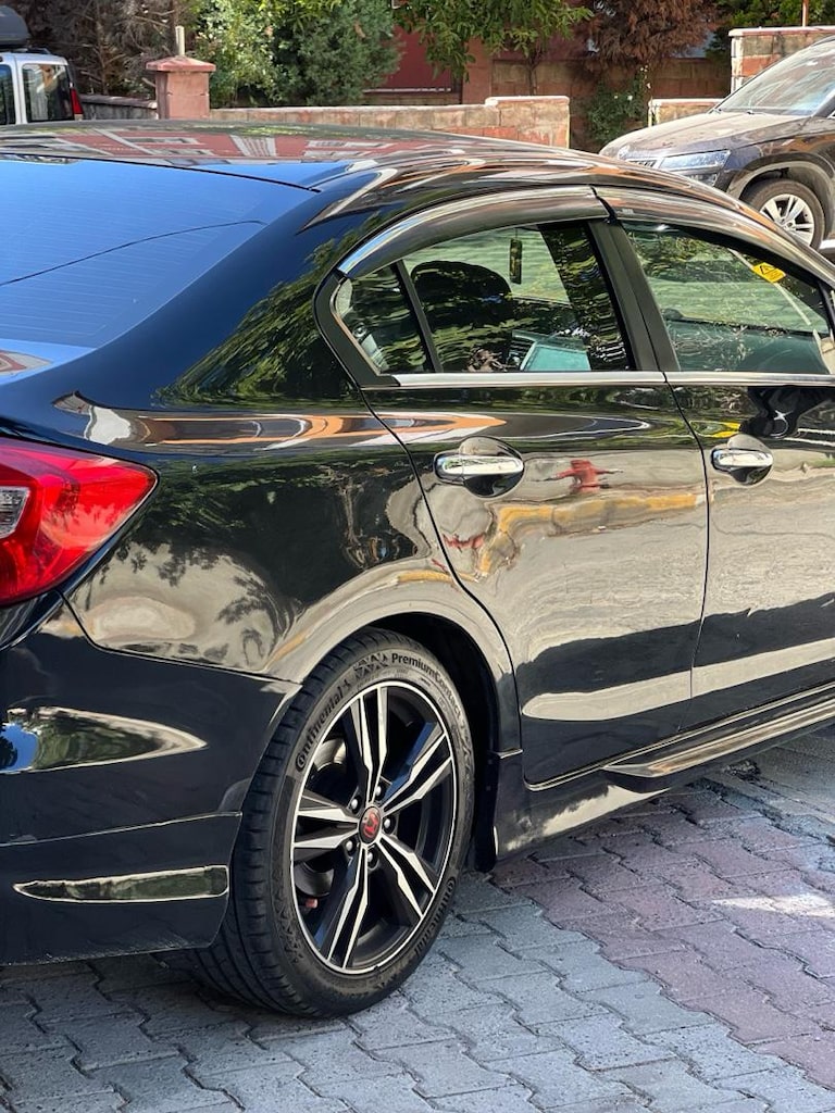 honda civic FB7 eco premium - 11