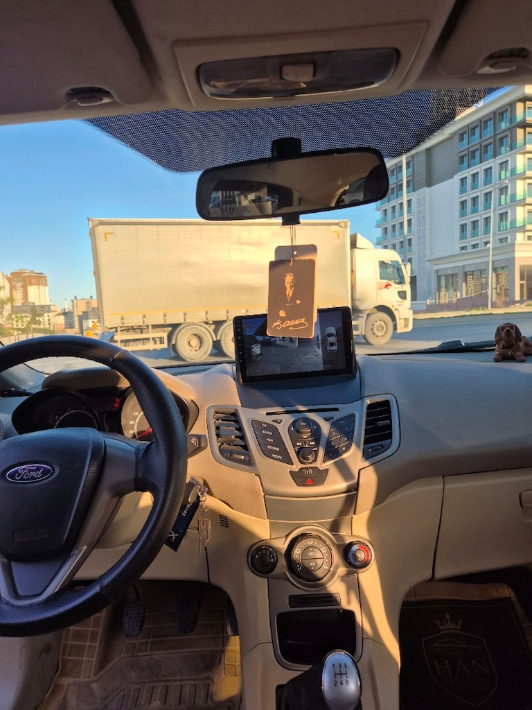 MEMURDAN DEĞİŞENSİZ TEMİZ GARAJ ARACI FORD FIESTA - 5