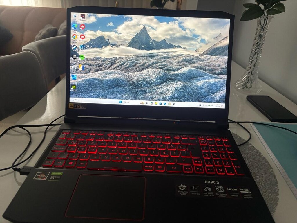 ACER NİTRO 5 OYUNCU LAPTOP