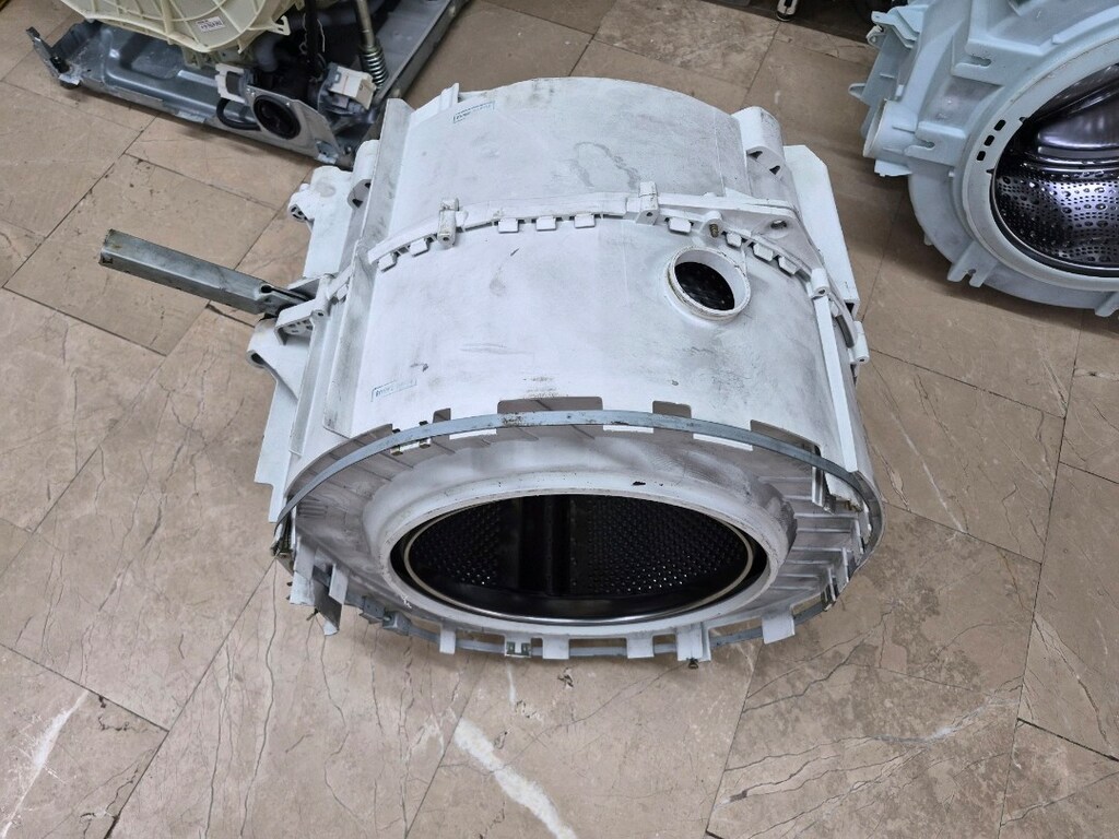 Bosch WAE16261TR Çamaşır Makinesi Kazan Tambur Üç Ayak - 2