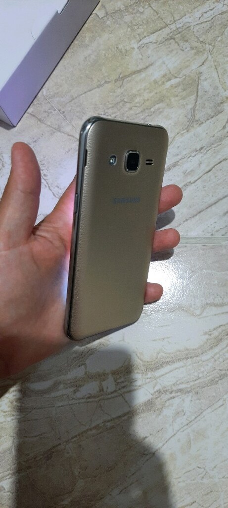 samsung galaxy j2 - 2