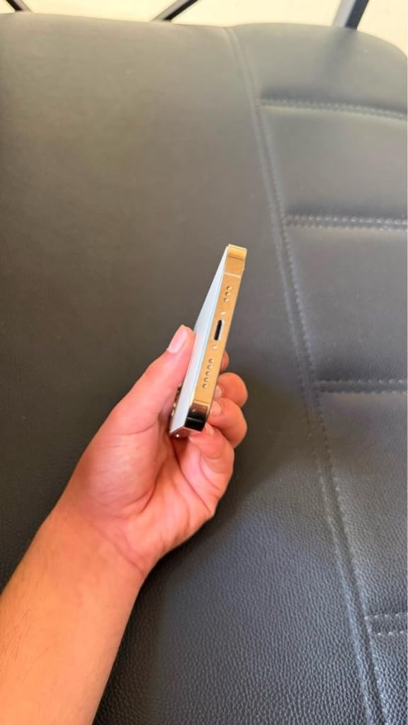 SATILIK SIFIR AYARINDA İPHONE 12 PRO GOLD - 2