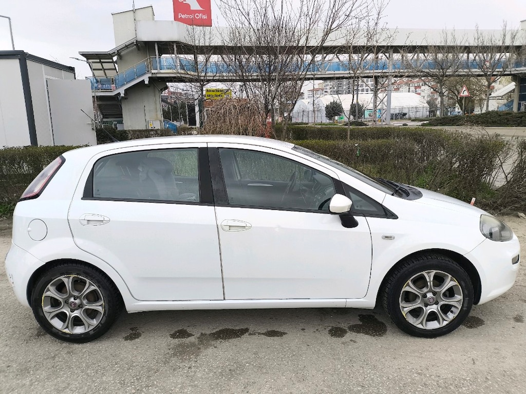 2013 1.4 Punto otomatik 109 binde en üst paket - 15