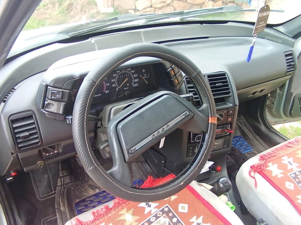 LADA vega 1.5 8 valf - 9