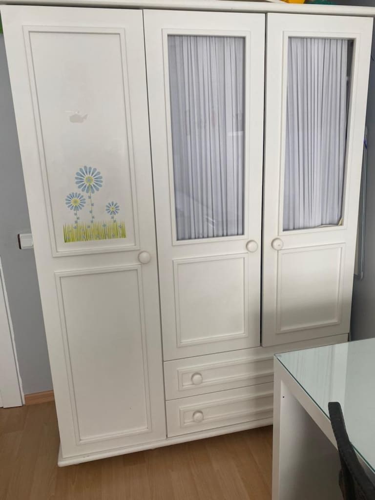 Çocuk odası giysi dolabı komidin ve şifonyer - 2