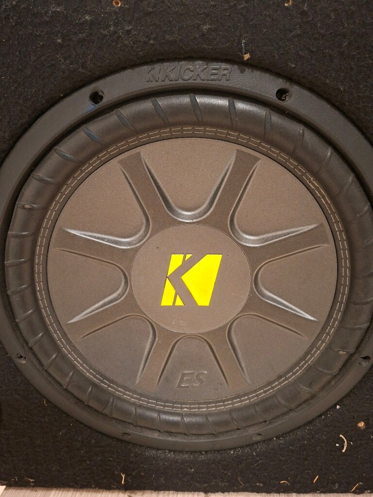 Kicker ES 38 bass Kabinli sorunsuz - 5